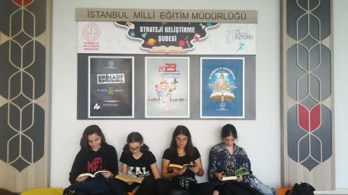 İstanbul'u Okuyorum Projesi