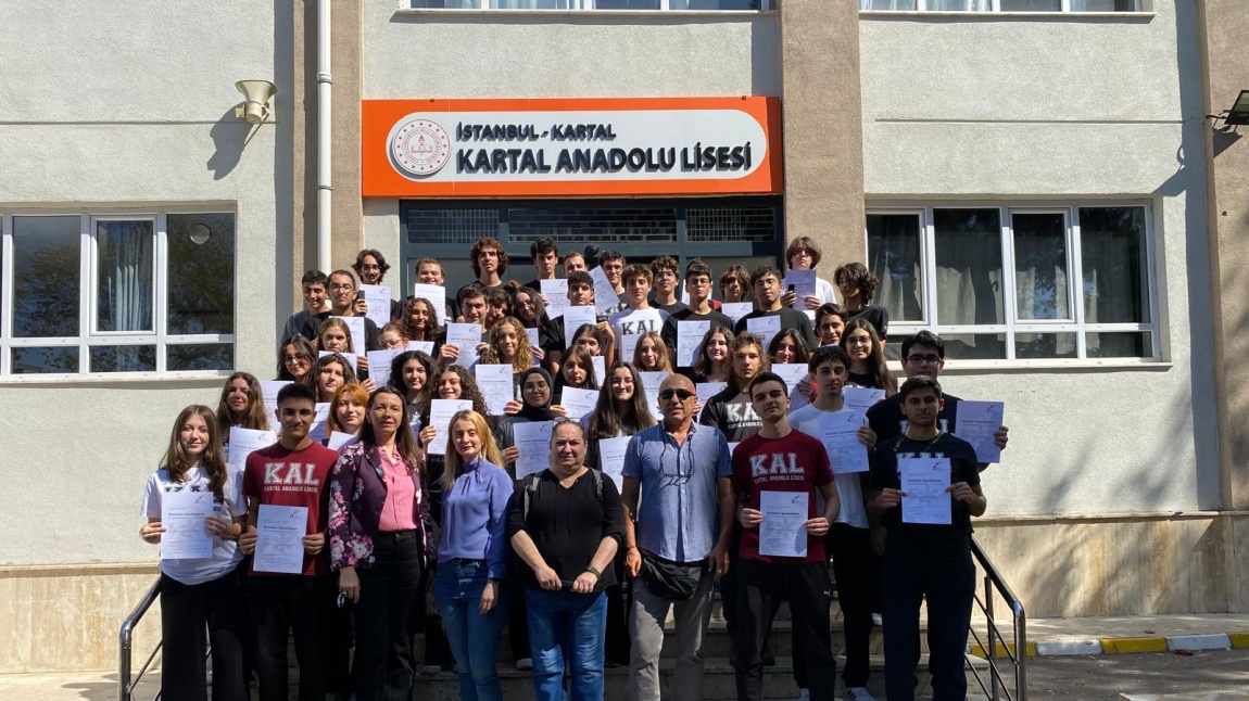 ALMAN DİL DİPLOMALARINI ( DSD I )  ÖĞRENCİLERİMİZE TAKDİM ETTİK.
